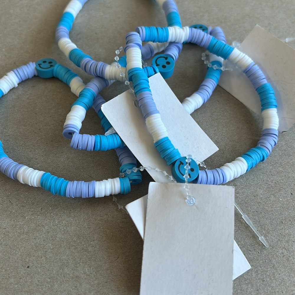 12 Individual Tagged Blue Beaded Friendship Bracelets W: 3 Different Designs NWT - Picture 4 of 9